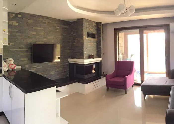 Alacati Havuzlu Villa *